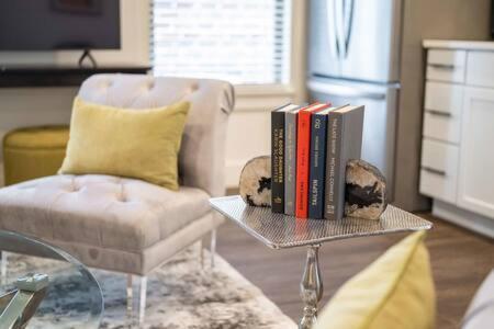 The Warhol - Pet-Friendly Apartment Bentonville Eksteriør billede