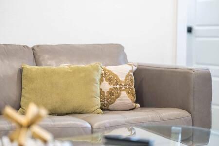 The Warhol - Pet-Friendly Apartment Bentonville Eksteriør billede